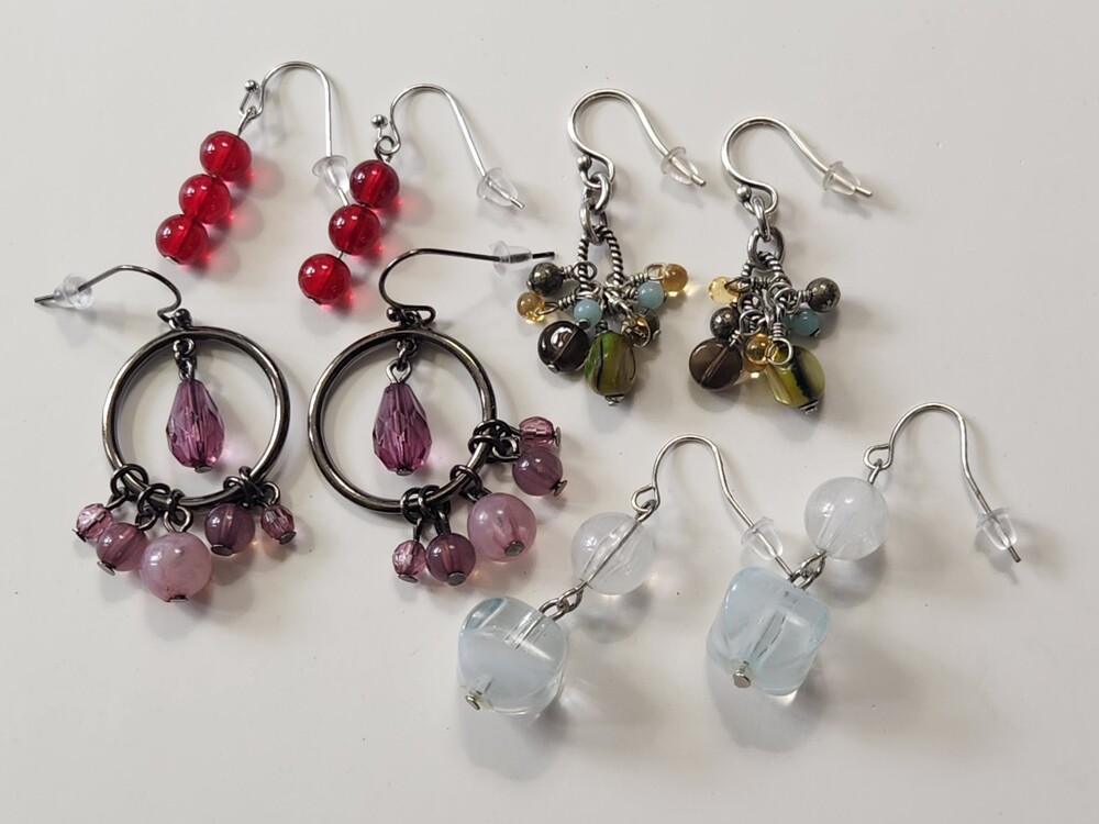 4 pr Pierced Beaded Dangle Earrings Pink White Red Green Resin Glass Boho Artsy